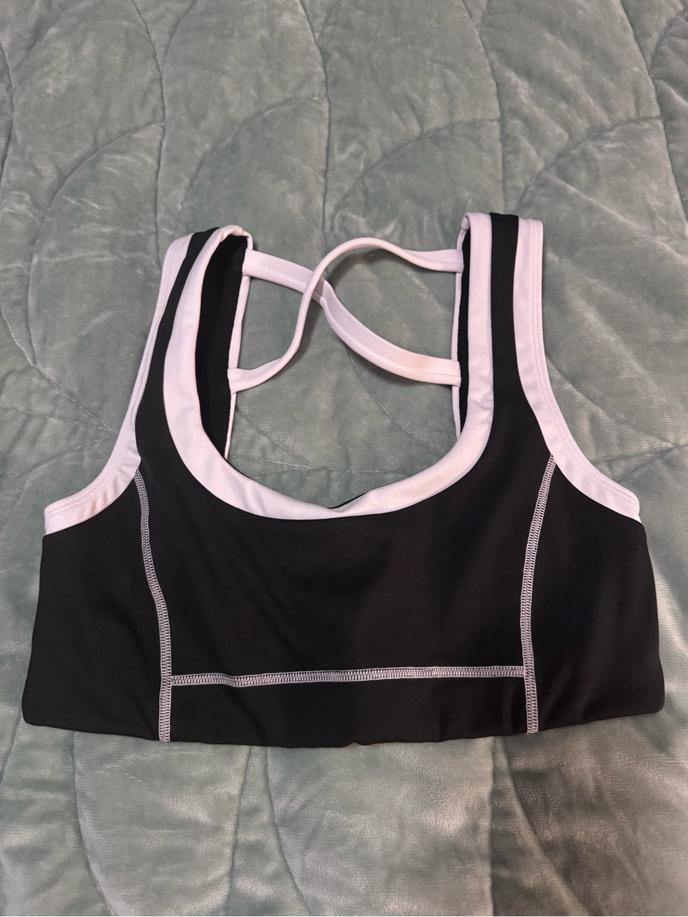 Jo+Jax Contour Top in black and white size small